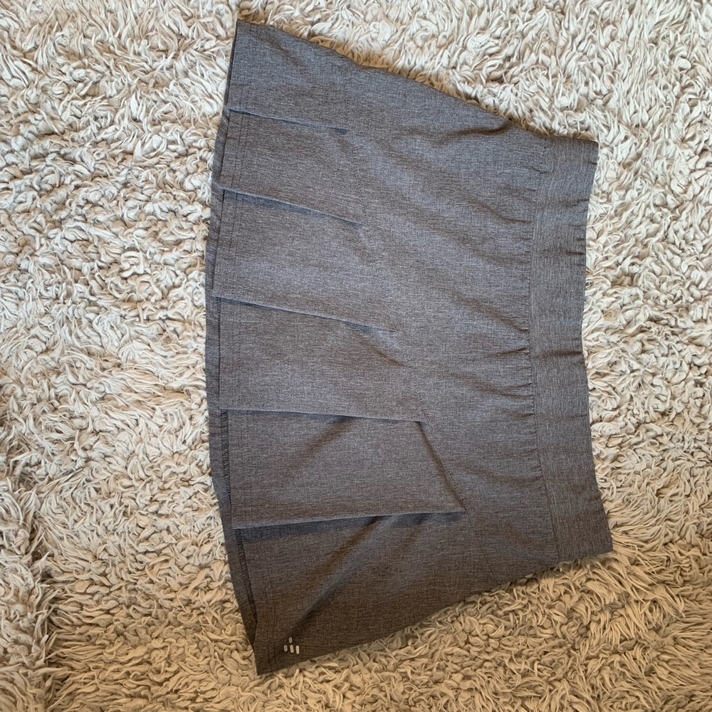 Grey pleated tennis skirt